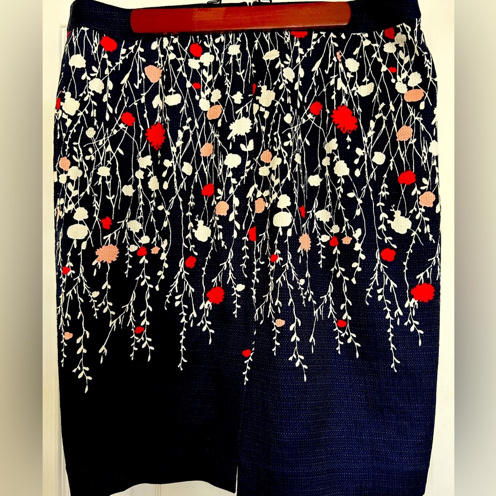 Boden Martha Trailing Skirt, size 12, Navy Floral